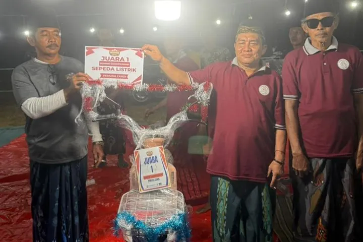 Domino Championship Pemuda Candi Berakhir, Sunaam-Bahri Bawa Pulang Sepeda Listrik