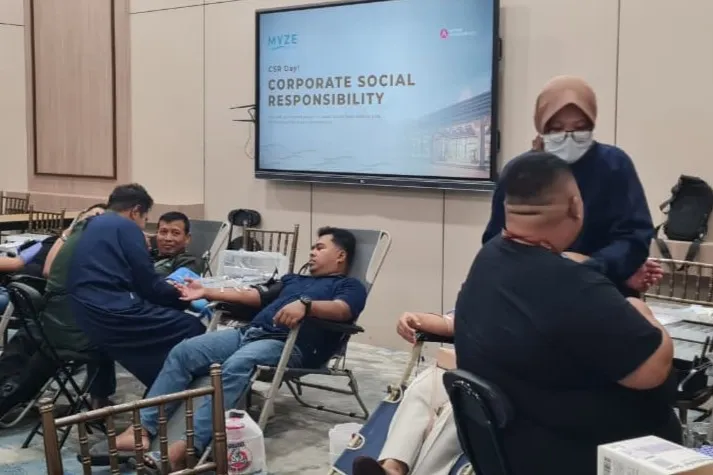 Dari Donor Darah hingga Bersihkan Rumah Ibadah, Cara MYZE Hotel Sumenep Maknai Kemerdekaan