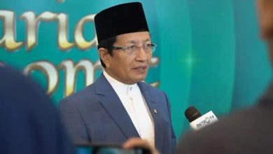 SIARAN PERS. Menag Nasaruddin Umar memberikan keterangan kepada awak media usai sidang isbat penetapan awal Ramadan 1447 Hijriah di Jakarta. (istimewa/redaksi/estoria)