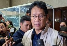 WAWANCARA. Menkeu Purbaya Yudhi Sadewa memberikan keterangan kepada awak media terkait kebijakan fiskal pemerintah di tengah tantangan ekonomi global. (istimewa/redaksi/estoria)