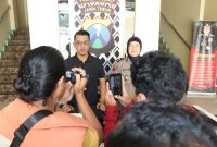 Kasat Reskrim Polres Sumenep AKP Agus Rusdiyanto saat menyampaikan press release kepada media. (Sumber Foto: Polres Sumenep)