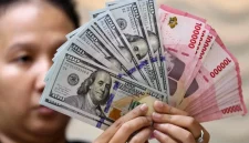 Ilustrasi Rupiah dan Dolar AS. (Sumber Foto: Istimewa)
