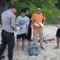 Potret 27,83 kilogram (kg) barang yang diduga narkotika jenis kokain ditemukan di pesisir Pantai Pasir Putih Kahuripan, Desa Gedugan, Kecamatan Giligenting, Kabupaten Sumenep, Jawa Timur pada Senin, 13 April 2026, sore. (Sumber Foto: Humas Polres Sumenep)